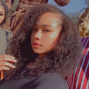 Meet your Posher, Regina